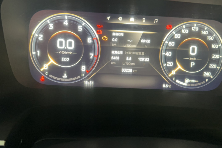 广汽传祺 传祺M8 2021款 领秀系列 390T 尊贵版中控内饰15