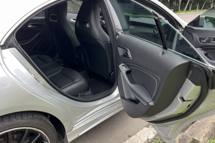 奔驰CLA 2018款 CLA 200 时尚型中控内饰7004