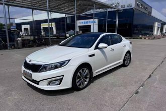 起亚K5 2014款 2.0L 自动LUXURY