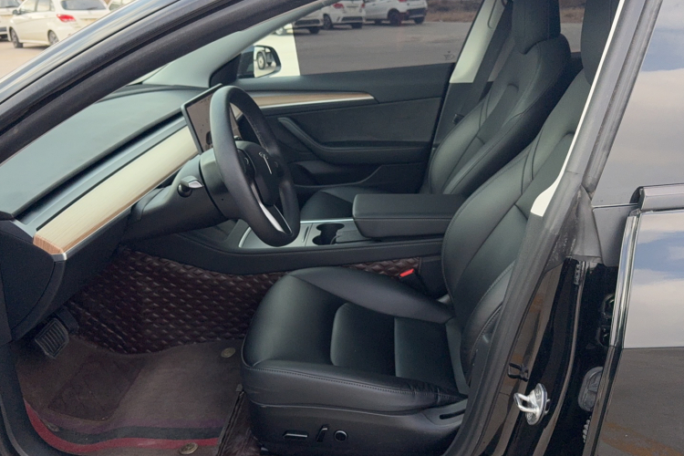 特斯拉 Model 3 2022款 后轮驱动版局部细节19