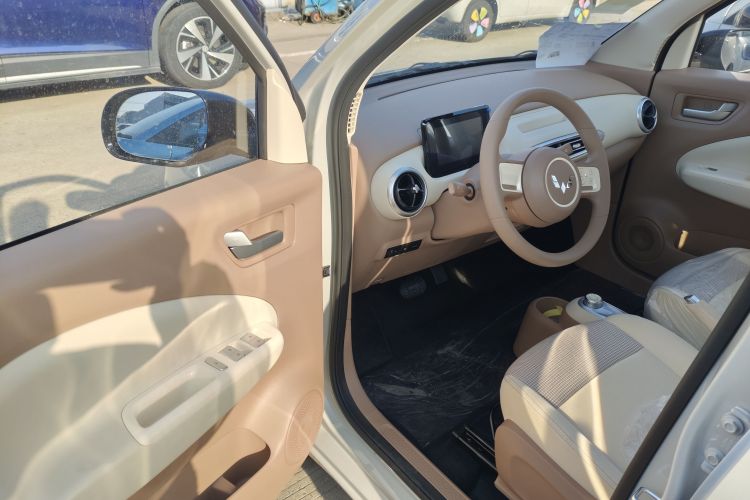 五菱汽车 宏光MINIEV 2025款 四门版 进阶款中控内饰7003