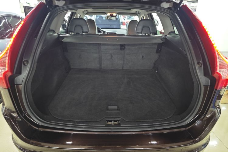 沃尔沃XC60 2017款 T5 AWD 智进升级版中控内饰7008