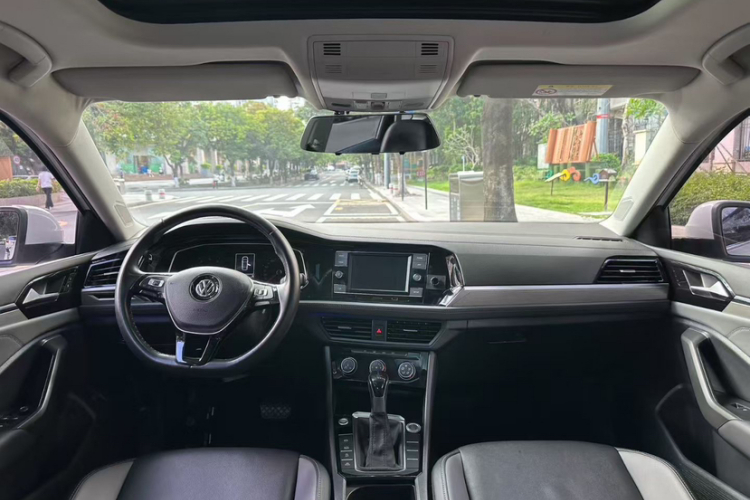 大众 速腾 2020款 280TSI DSG舒适型 国VI中控内饰7001