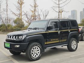 北京BJ40 2016款 40L 2.0T 手动四驱尊贵版