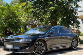 鸿蒙智行 享界S9 2024款 纯电 Ultra 四驱旗舰版