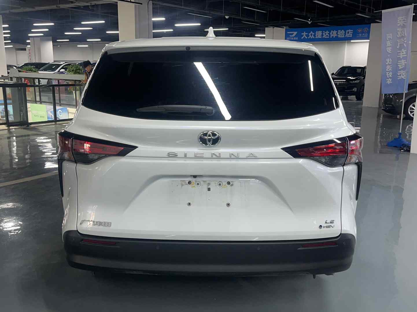 丰田 赛那SIENNA 2024款 2.5L混动 舒适版(5)
