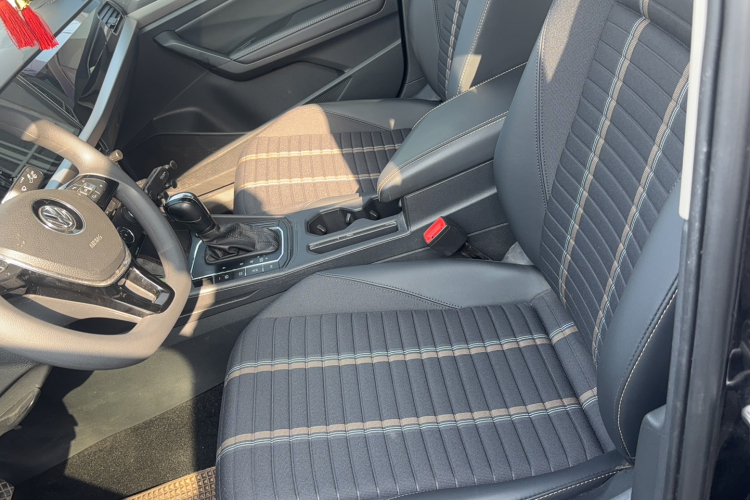 大众 朗逸 2019款 280TSI DSG舒适版 国VI局部细节19