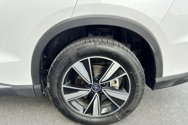 比亚迪 宋Pro新能源 2022款 DM-i 110km 旗舰型局部细节9009