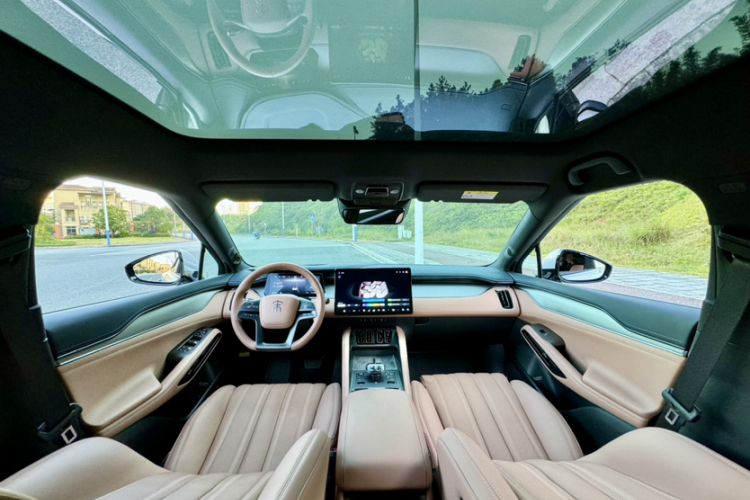 比亚迪 宋L EV 2024款 662km 卓越型中控内饰7007