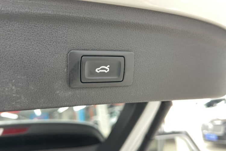 奥迪A3 2021款 Sportback 35 TFSI 进取运动型中控内饰7011