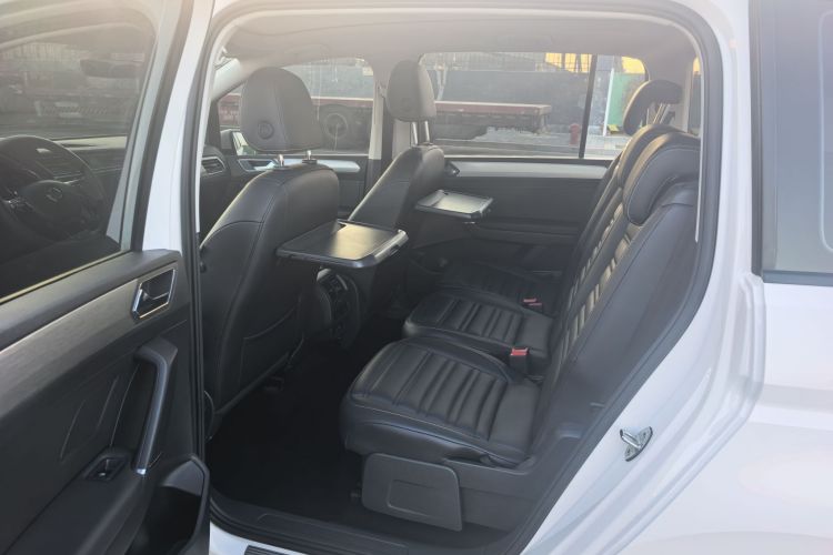 大众 2021款 途安L 280TSI DSG舒适版 7座中控内饰7002