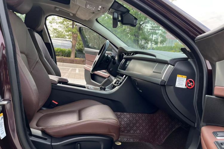 捷豹XFL 2017款 XFL 2.0T 200PS 豪华版中控内饰7002