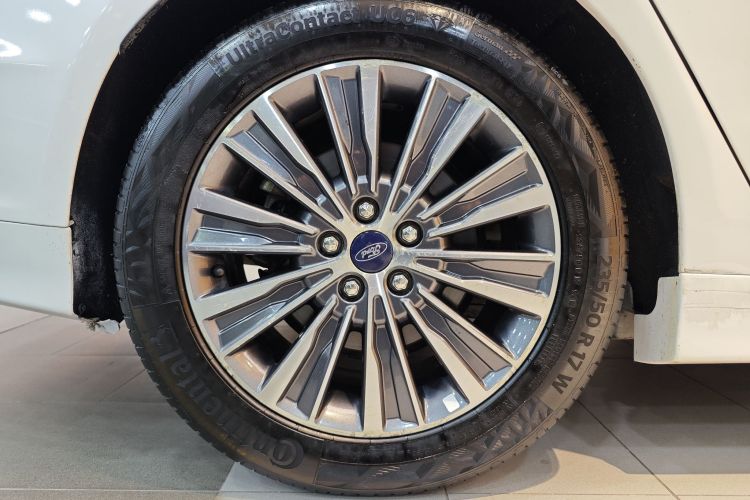 福特 蒙迪欧 2017款 EcoBoost 180 豪华型车身外观6001