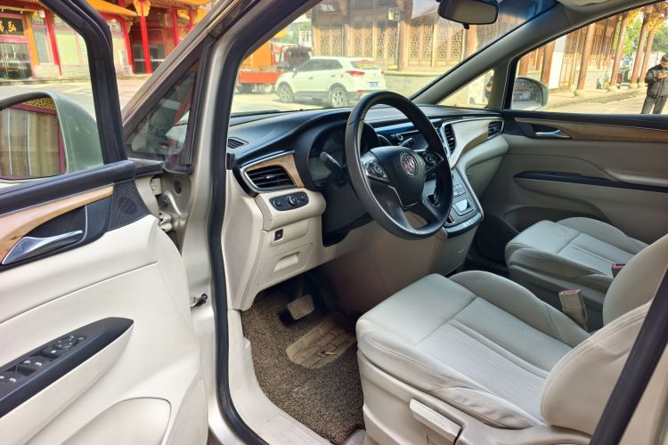 别克GL8 2017款 ES 28T 舒适型 国V中控内饰7001