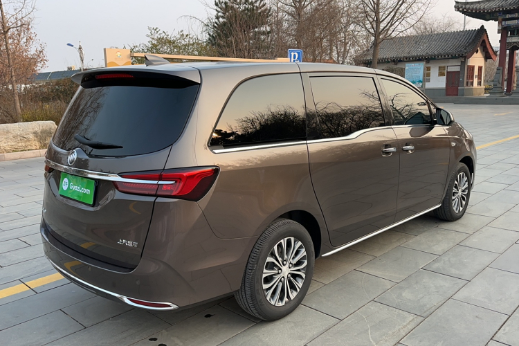 别克GL8 2023款 改款 陆上公务舱 豪华型车身外观6005