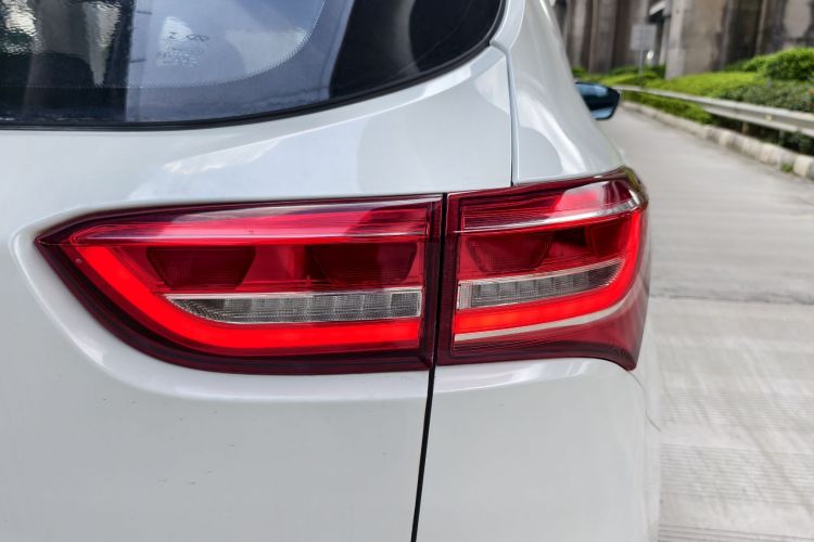 捷途X70 2020款 1.5T 手动畅行版 5座车身外观6006