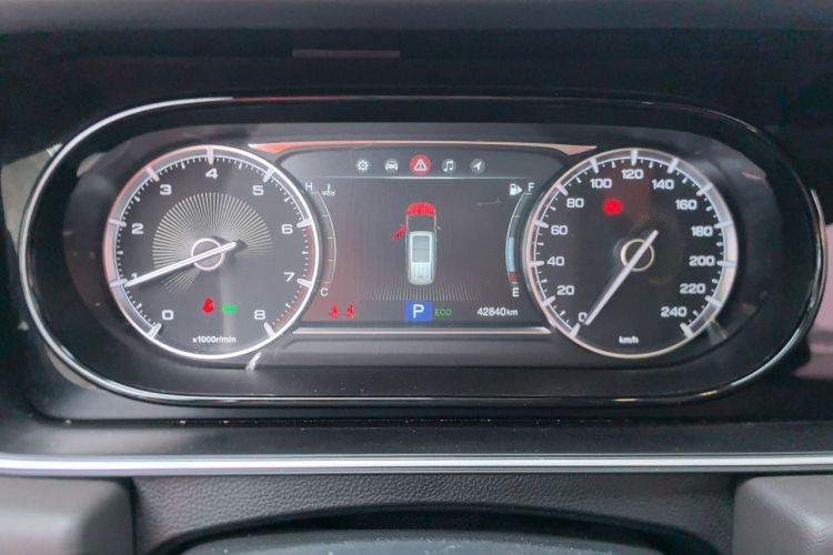 广汽传祺 传祺M6 2019款 270T 自动尊享版（七座）国V中控内饰15