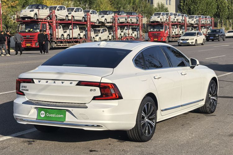 沃尔沃S90 2021款 B5 智逸豪华版车身外观6004