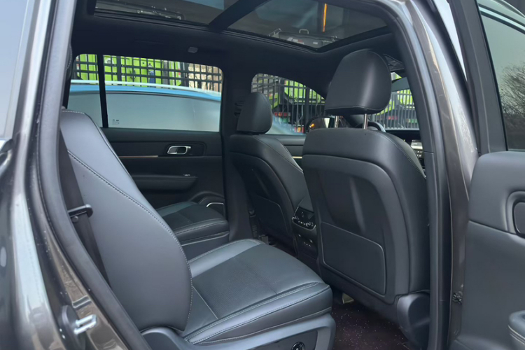 理想汽车 理想ONE 2021款 增程6座版中控内饰7007