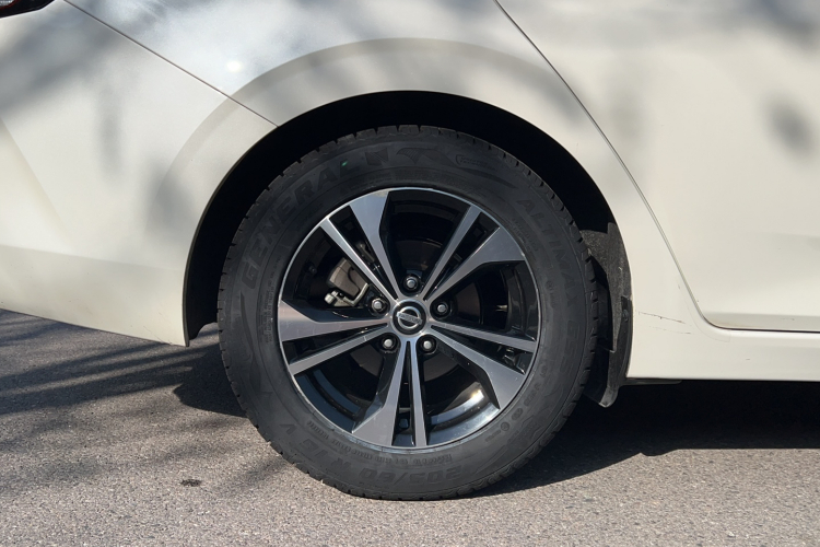 日产 轩逸 2021款 1.6L XL CVT悦享版车身外观6003