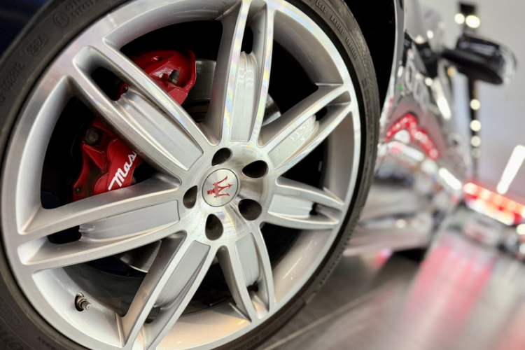 玛莎拉蒂 总裁 2013款 3.0T 标准型中控内饰7009