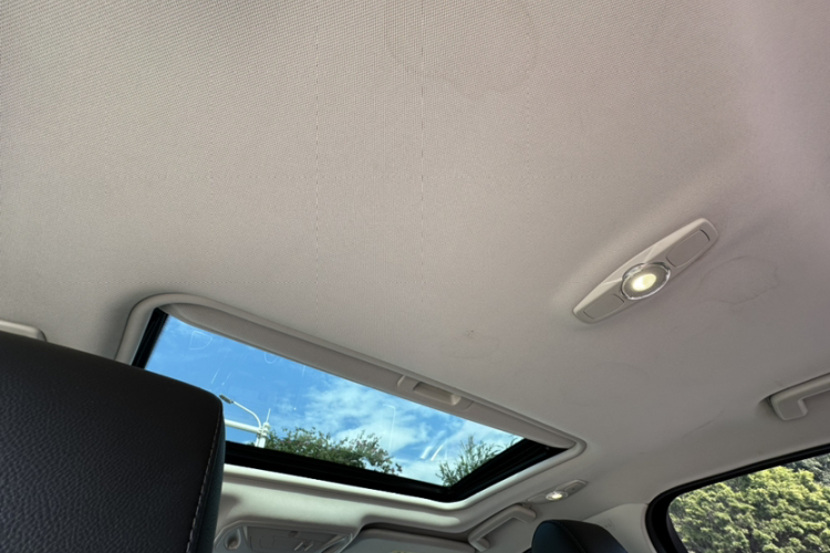 福特 福克斯 2017款 三厢 1.6L 自动风尚型智行版局部细节22