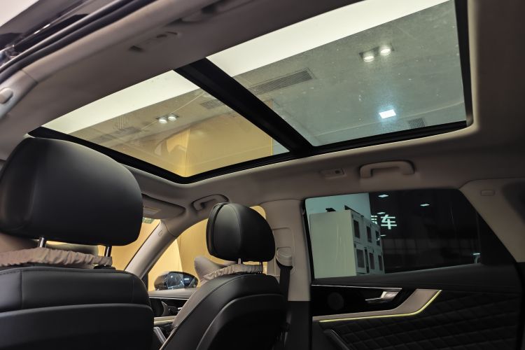 红旗HS5 2019款 2.0T 智联旗享四驱版局部细节22