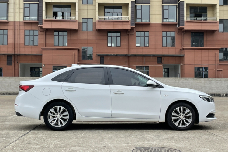 别克 英朗 2018款 18T 自动精英型车身外观6005
