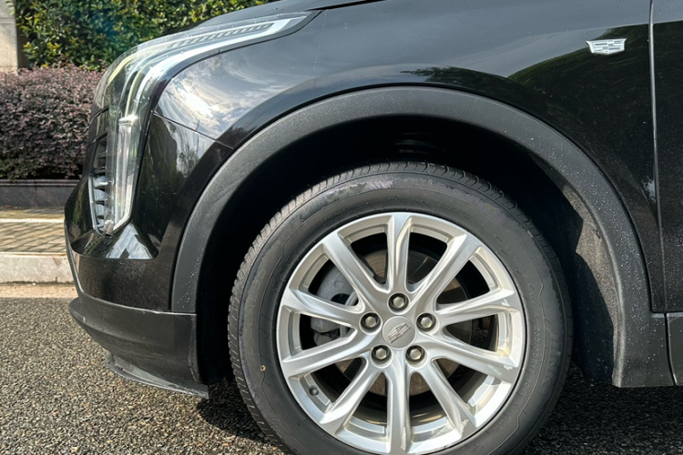 凯迪拉克XT4 2022款 28T 两驱风尚型车身外观6007