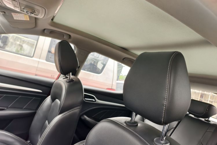 名爵ZS 2018款 1.5L 自动豪华版 国V中控内饰7004