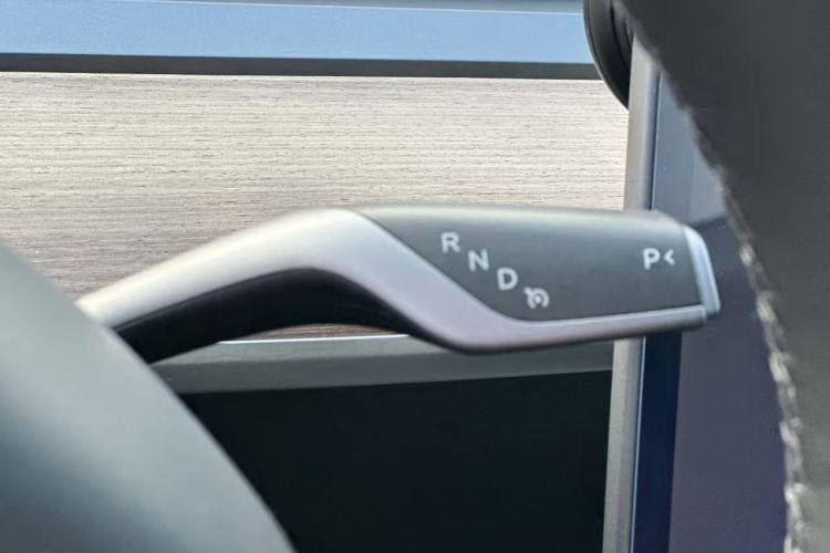 特斯拉 Model 3 2022款 后轮驱动版局部细节18