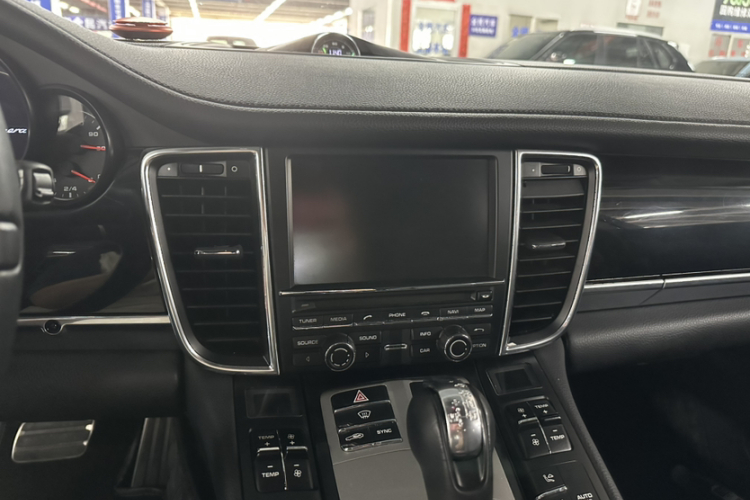 保时捷 2014款 Panamera 3.0T中控内饰7004