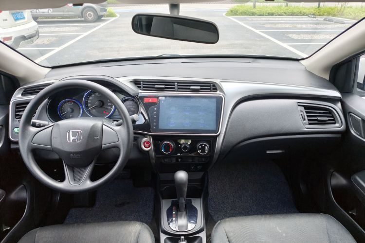 本田 锋范 2017款 1.5L CVT精英版中控内饰7002