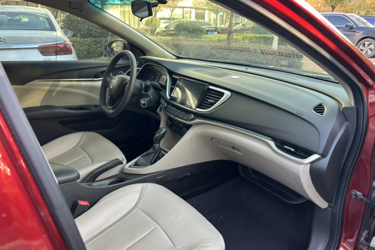 别克 英朗 2021款 典范 1.5L 自动精英型中控内饰7006