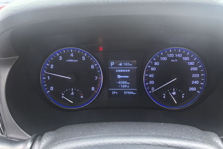 现代 名图 2017款 1.6T 自动智能型GLS 国V中控内饰15