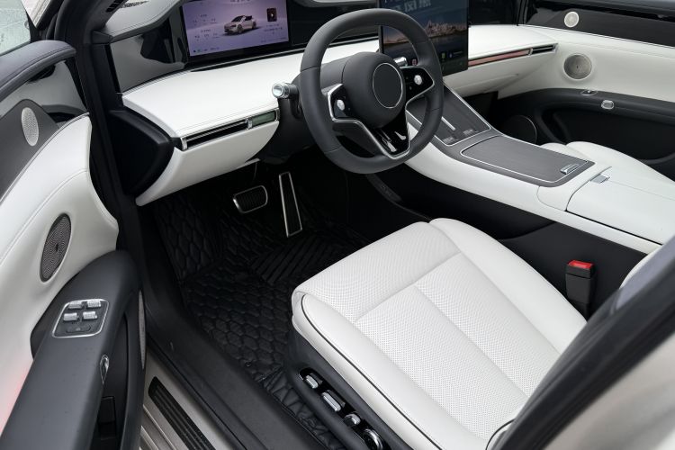 鸿蒙智行 享界S9 2024款 纯电 Ultra 四驱旗舰版中控内饰7005