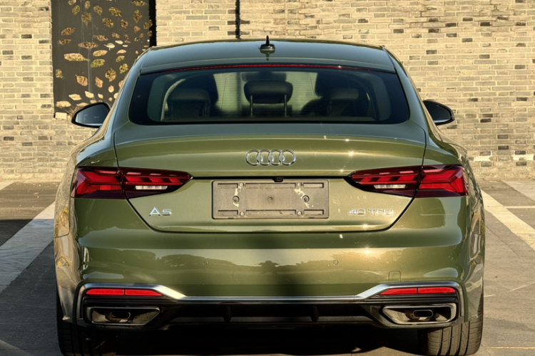 奥迪A5 2021款 Sportback 40 TFSI 时尚动感型车身外观6003