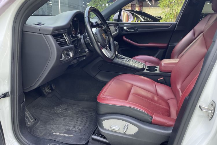 保时捷 2018款 Macan 2.0T中控内饰7003