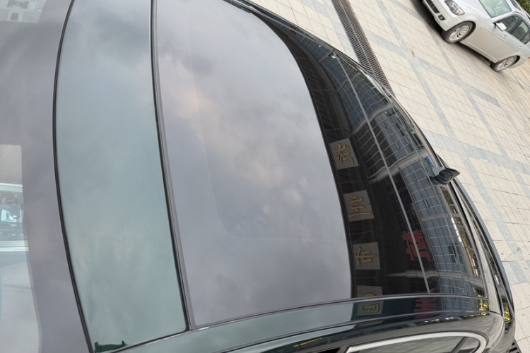 捷豹XEL 2022款 2.0T 250PS R-DYNAMIC S进取运动版局部细节57