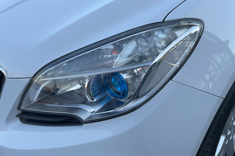 别克 昂科拉 2015款 1.4T 自动两驱都市精英型局部细节36