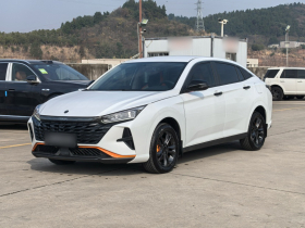 东风风神 奕炫 2023款 马赫版 1.5L 自动追风版