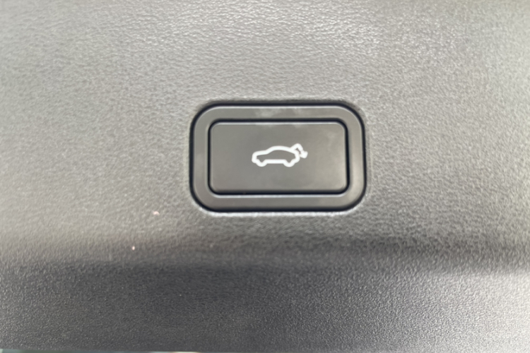 吉利汽车 星越L 2021款 2.0TD DCT EVO两驱智尊型局部细节9006