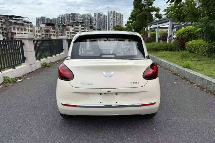 五菱汽车 五菱缤果 2025款 333km 悦享款车身外观6005