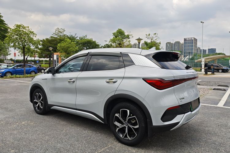 比亚迪 元PLUS 2023款 冠军版 430KM 超越型车身外观6004