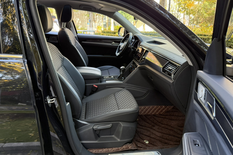 大众 途昂X 2020款 改款 330TSI 两驱豪华版局部细节41