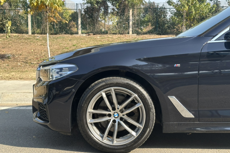 宝马5系 2020款 525Li M运动套装车身外观6004