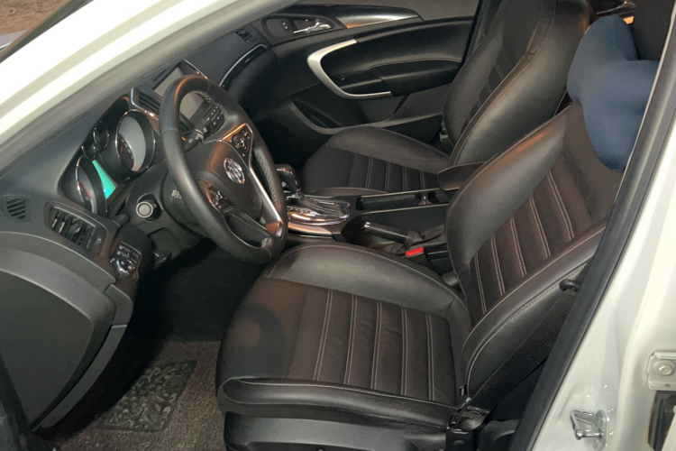 别克 君威 2015款 1.6T 时尚技术型局部细节19