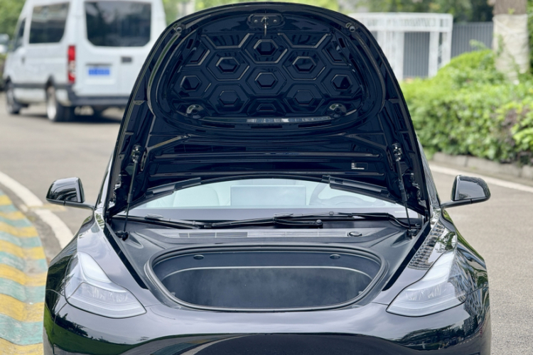 特斯拉 Model 3 2021款 标准续航后驱升级版 3D6局部细节24
