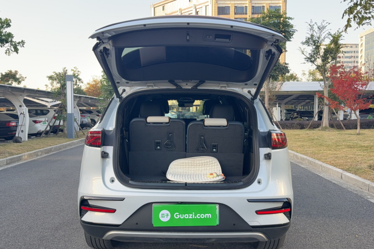 比亚迪 唐新能源 2022款 EV 635KM 四驱旗舰型局部细节23