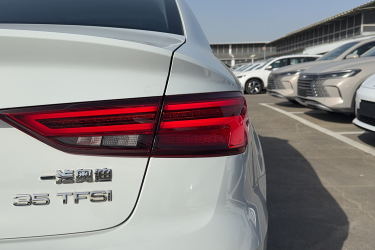 奥迪A3 2019款 Limousine 35 TFSI 时尚型 国V局部细节9003